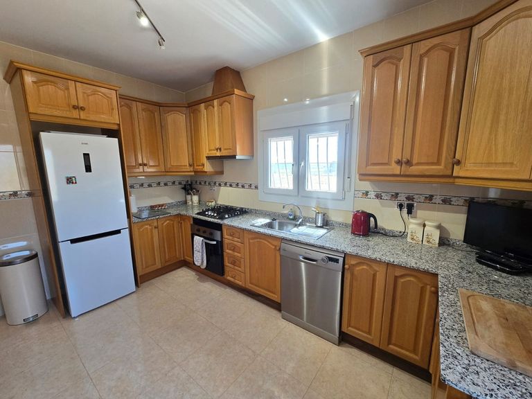 Property thumbnail 12