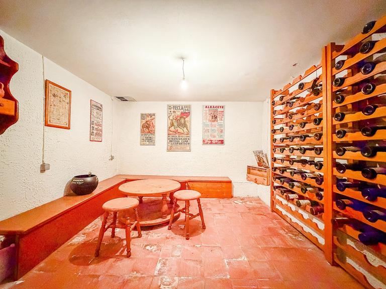 Property thumbnail 30