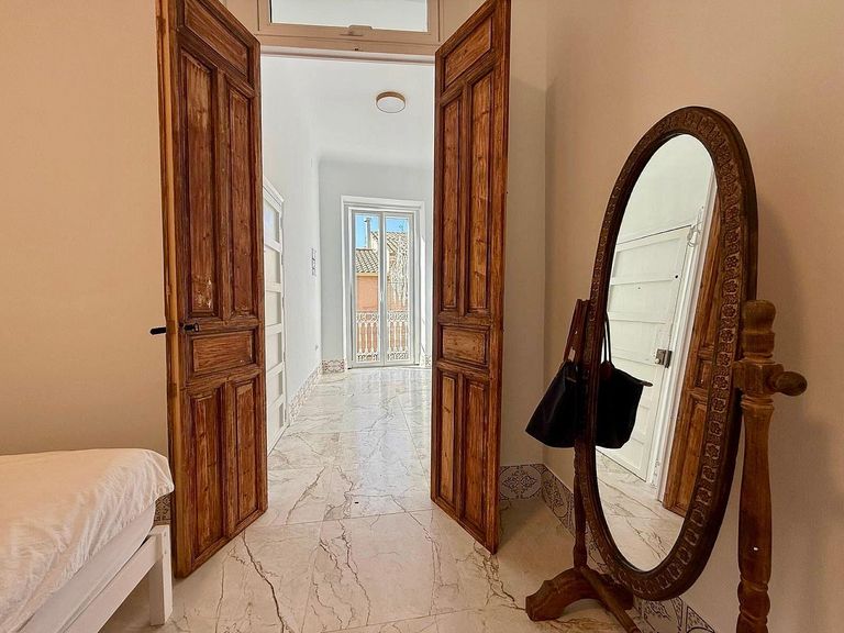 Property thumbnail 6