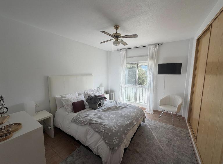 Property thumbnail 9