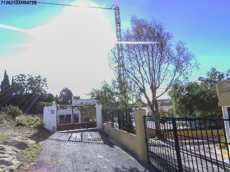 Property thumbnail 1