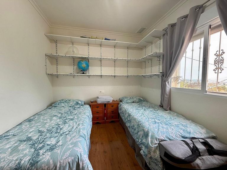 Property thumbnail 24