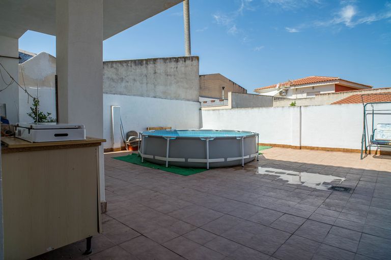 Property thumbnail 11
