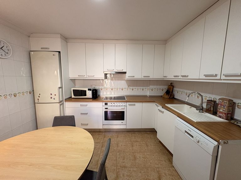 Property thumbnail 11