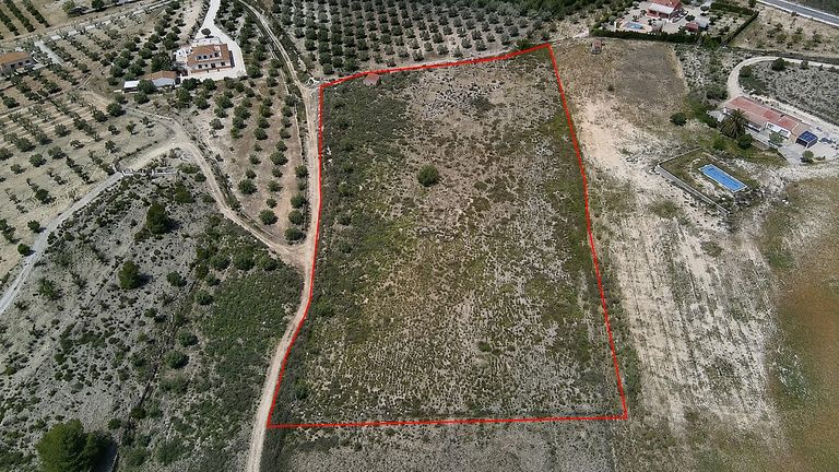 Property thumbnail 1