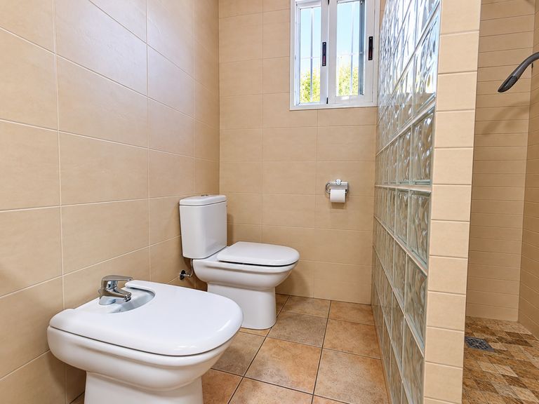 Property thumbnail 43