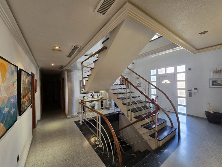 Property thumbnail 19