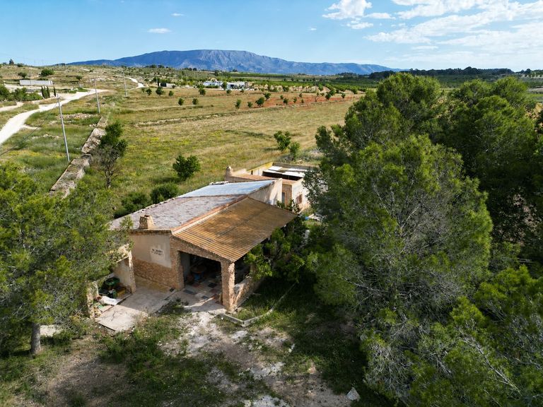 Property thumbnail 1