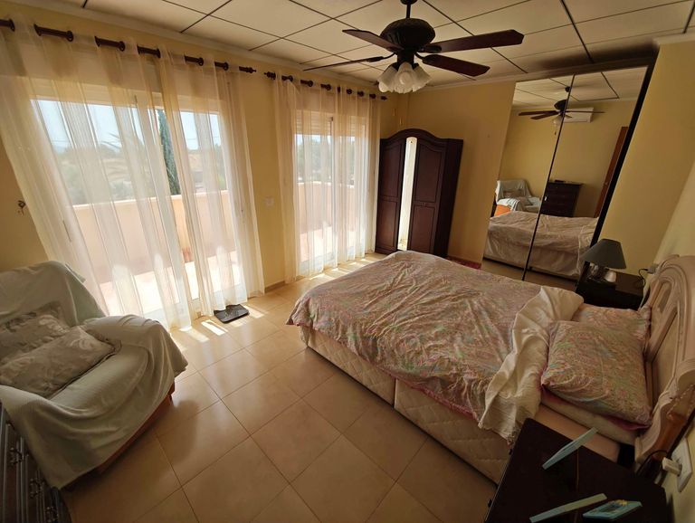 Property thumbnail 43