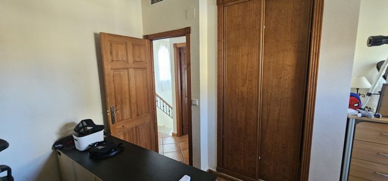 Property thumbnail 11