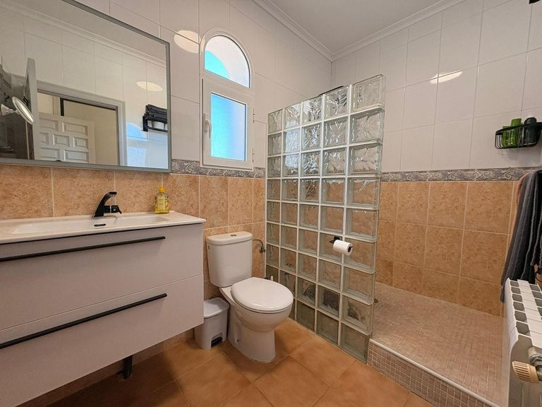 Property thumbnail 21