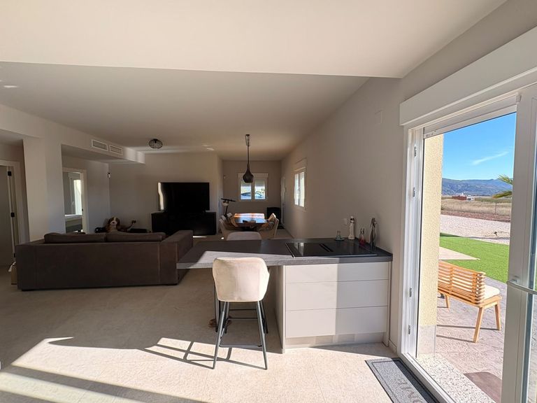 Property thumbnail 30