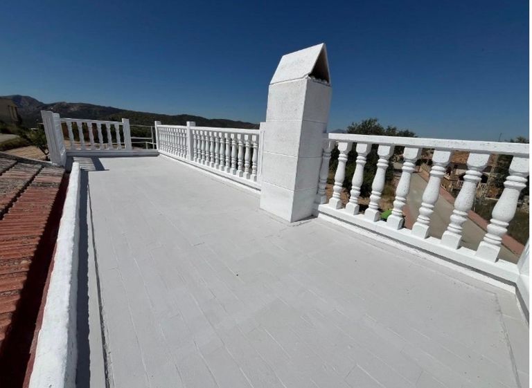 Property thumbnail 6