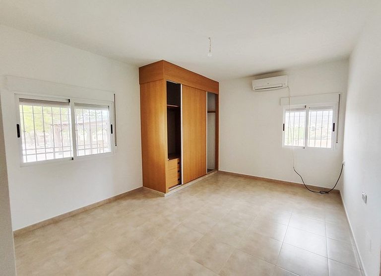 Property thumbnail 10