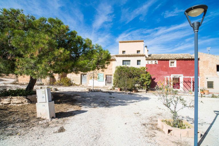 Property thumbnail 2