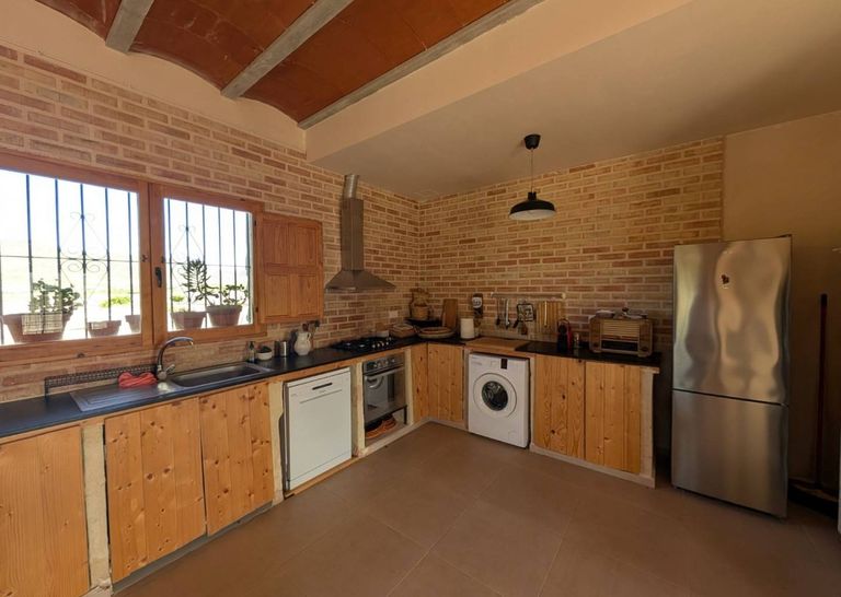 Property thumbnail 36