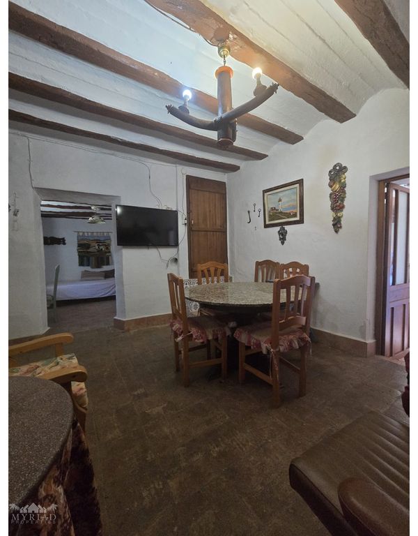 Property thumbnail 7