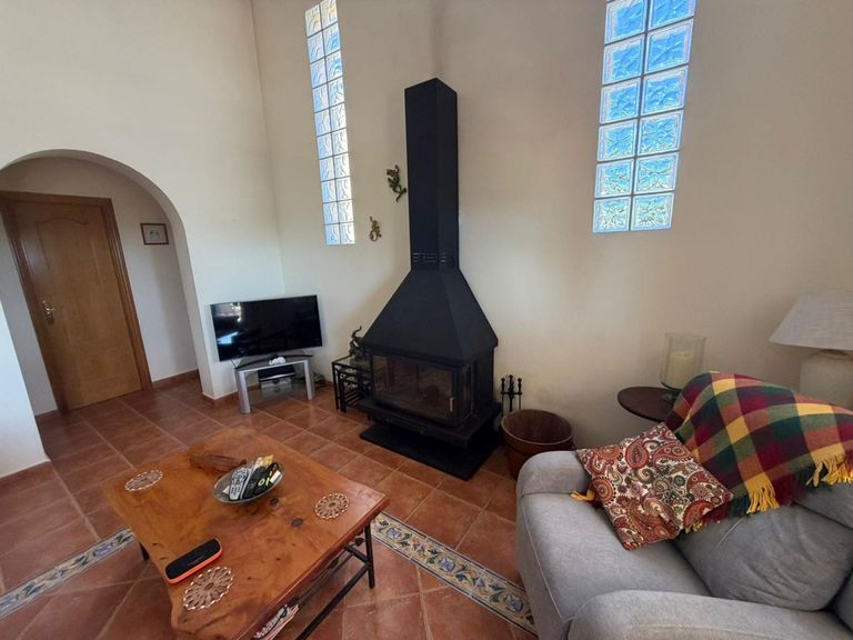 Property thumbnail 25