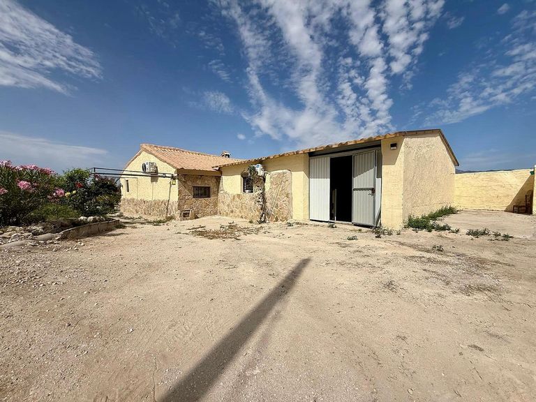 Property thumbnail 2