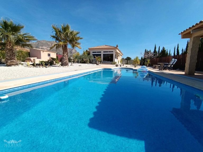 Property thumbnail 25