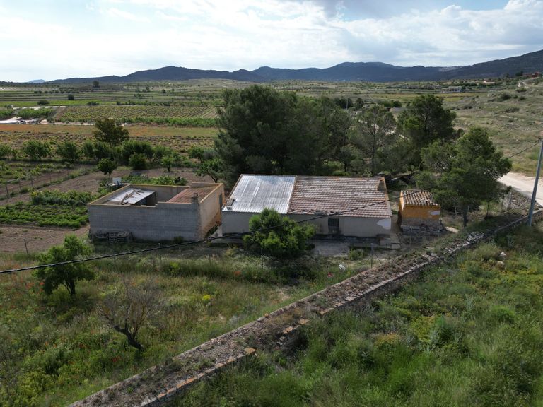 Property thumbnail 6