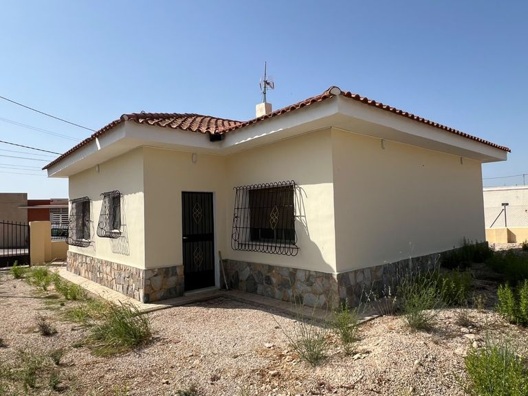 Property thumbnail 1