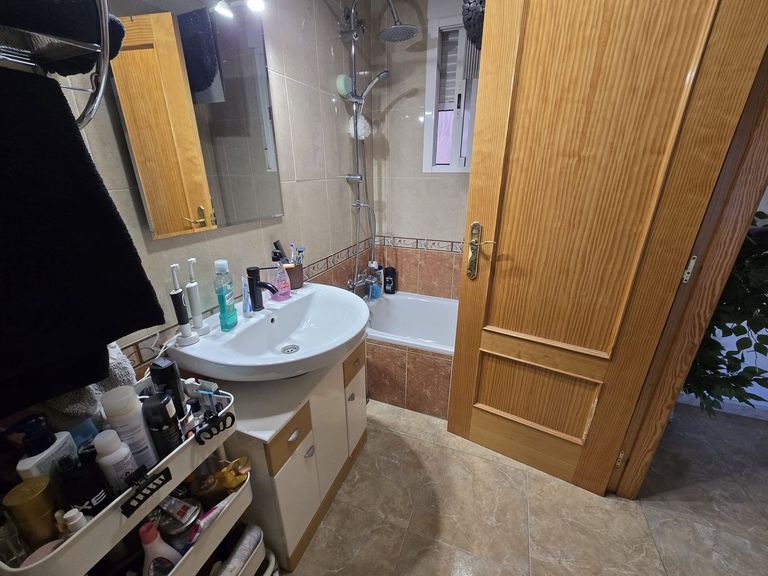 Property thumbnail 13
