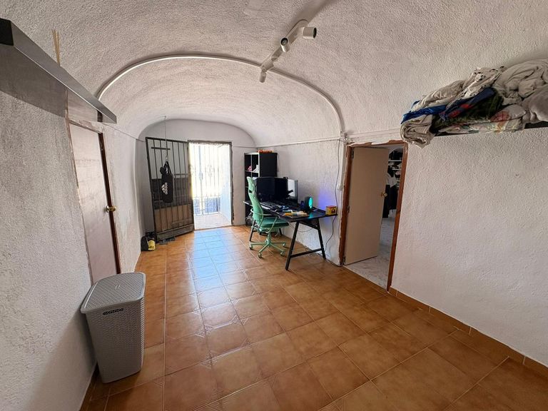 Property thumbnail 42