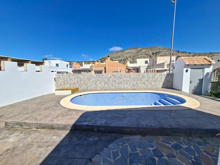 Property thumbnail 6