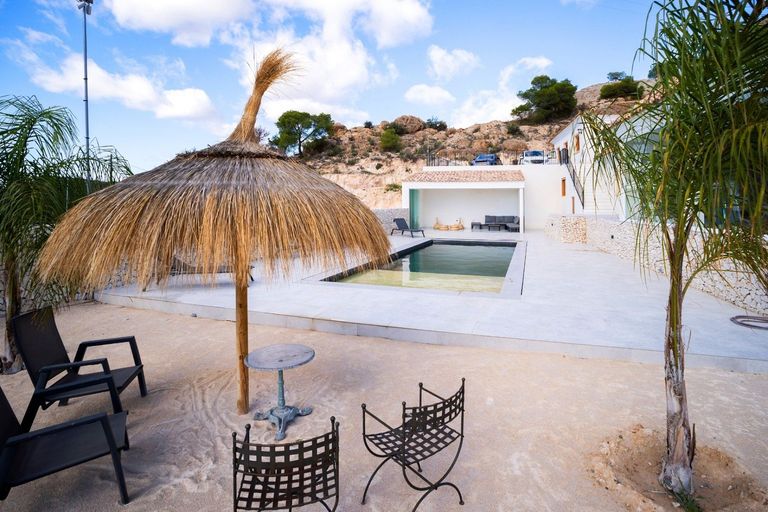 Property thumbnail 5