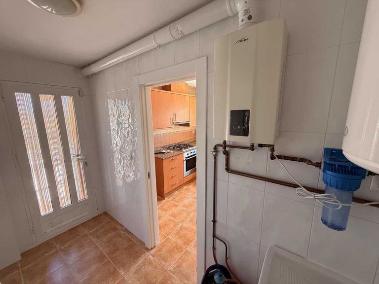 Property thumbnail 8