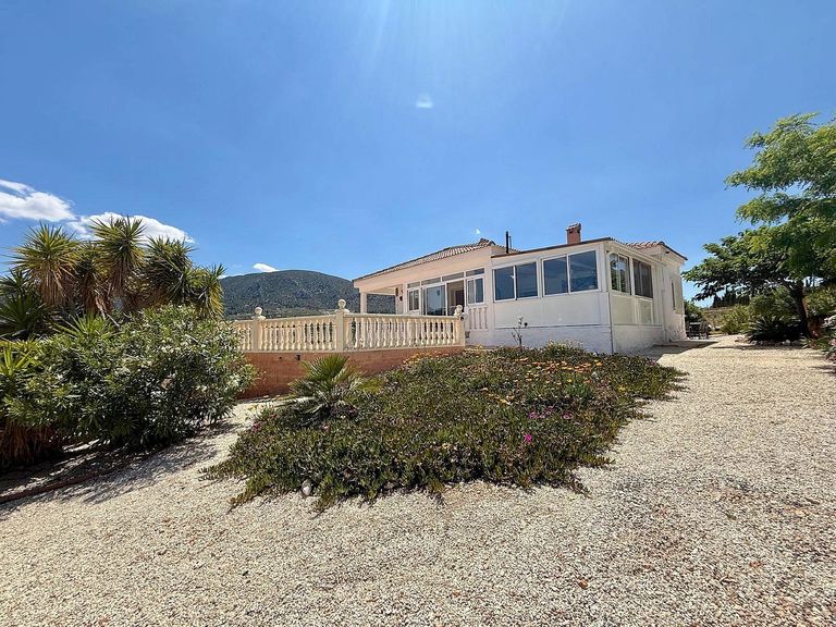 Property thumbnail 1