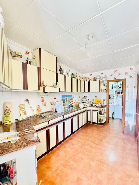 Property thumbnail 12
