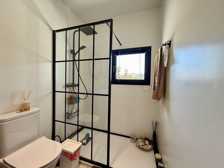 Property thumbnail 40