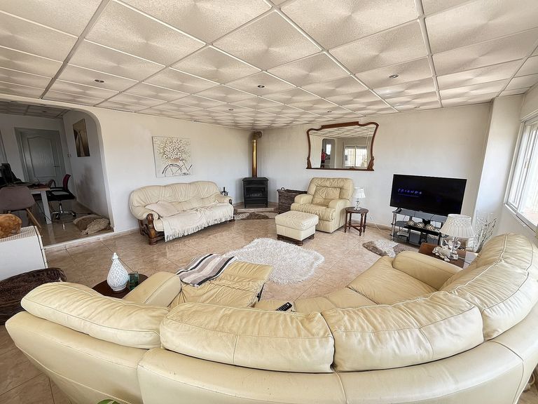Property thumbnail 4