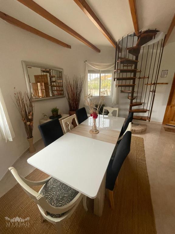 Property thumbnail 9