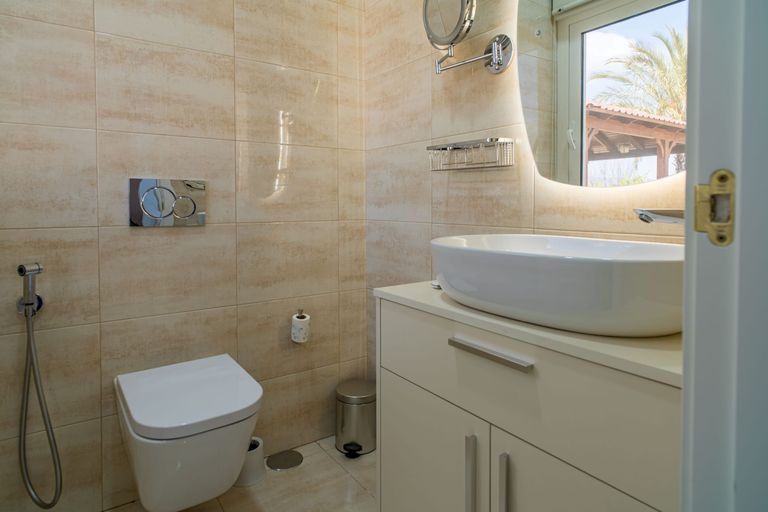 Property thumbnail 11