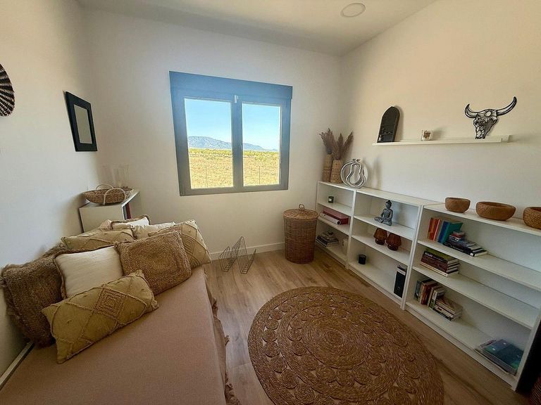 3 bedroom Detached Villa in Pinoso, Costa Blanca - Property IV2964OC