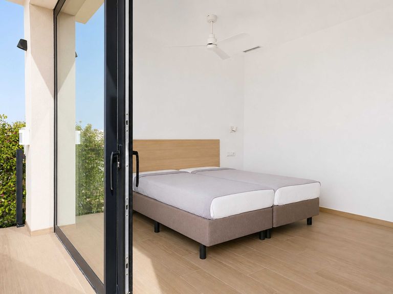 Property thumbnail 32