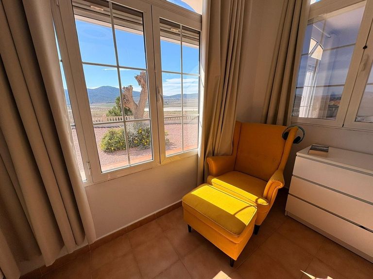 Property thumbnail 24