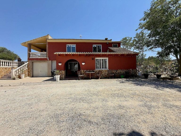 Property thumbnail 1