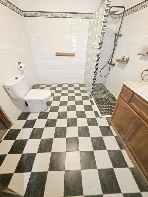 Property thumbnail 28
