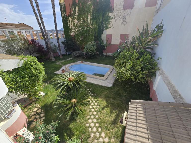 Property thumbnail 2