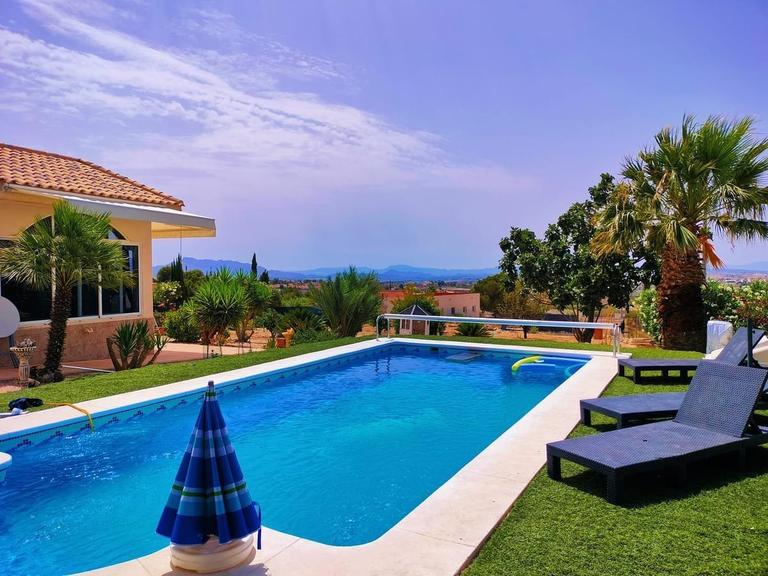 Property thumbnail 1