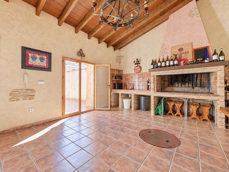 Property thumbnail 38