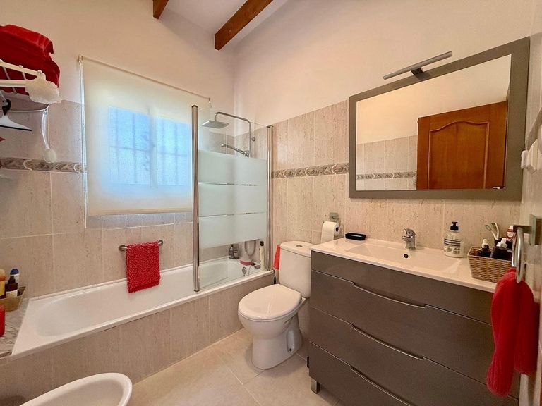 Property thumbnail 28