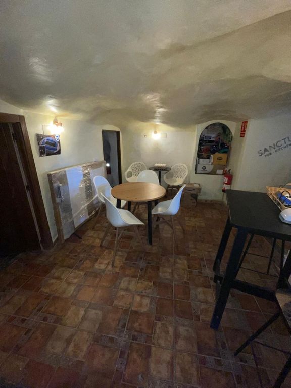 Property thumbnail 11