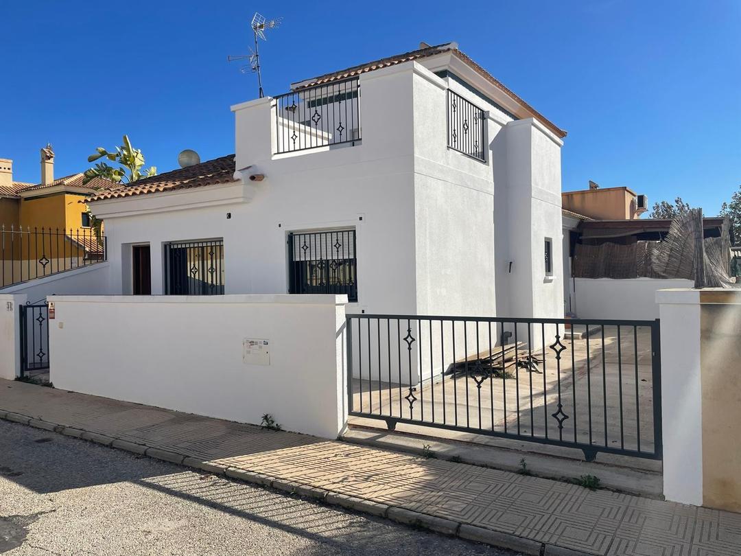 3 bedroom House / Villa in Almoradí, Costa Blanca - Property MC5406