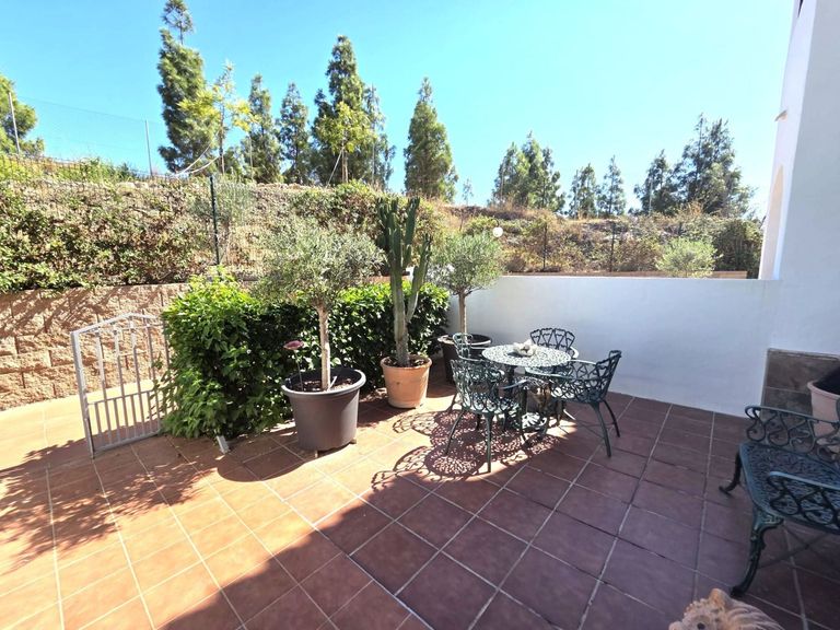 Property thumbnail 2