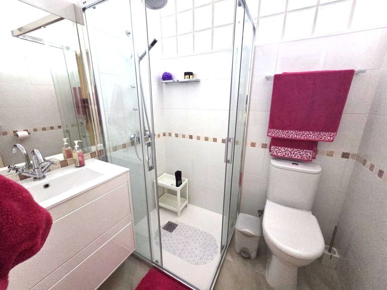 Property thumbnail 12
